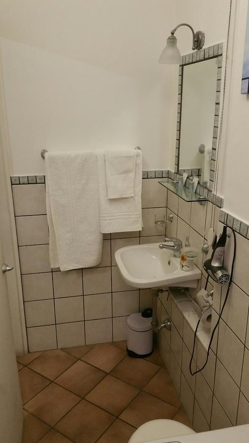 B&B Giuseppe Verdi Catania-Fontanarossai nemzetközi repülőtér Kültér fotó