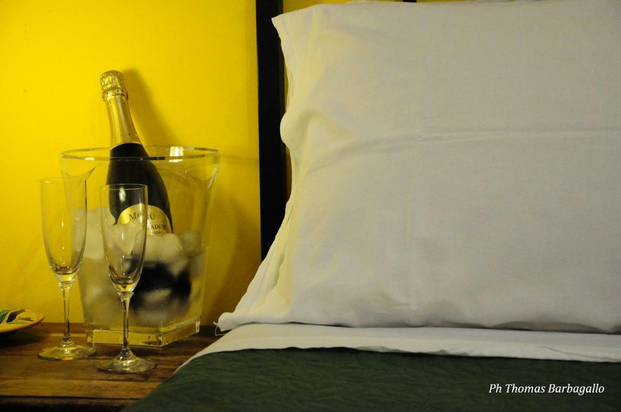 B&B Giuseppe Verdi Catania-Fontanarossai nemzetközi repülőtér Kültér fotó
